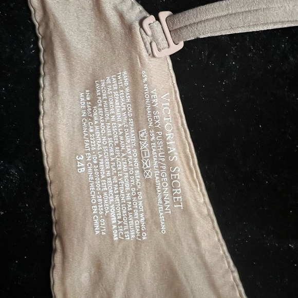 Victorias Secret Nude Push up Bra - Picture 3 of 4